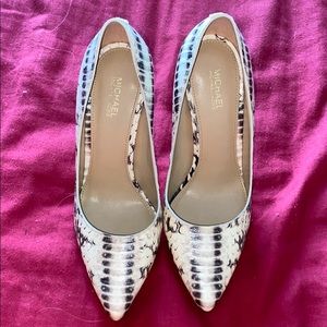MK heels